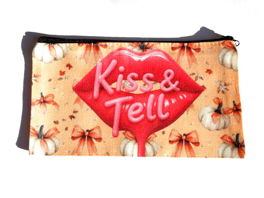 Cozy Bow Glow Makeup Bag